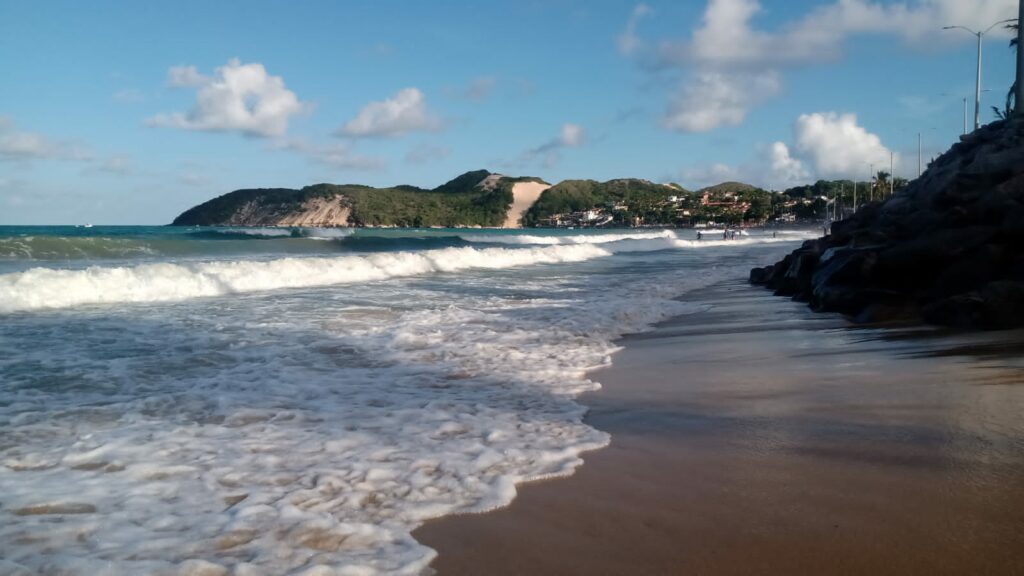 Imagem da praia de Ponta Negra